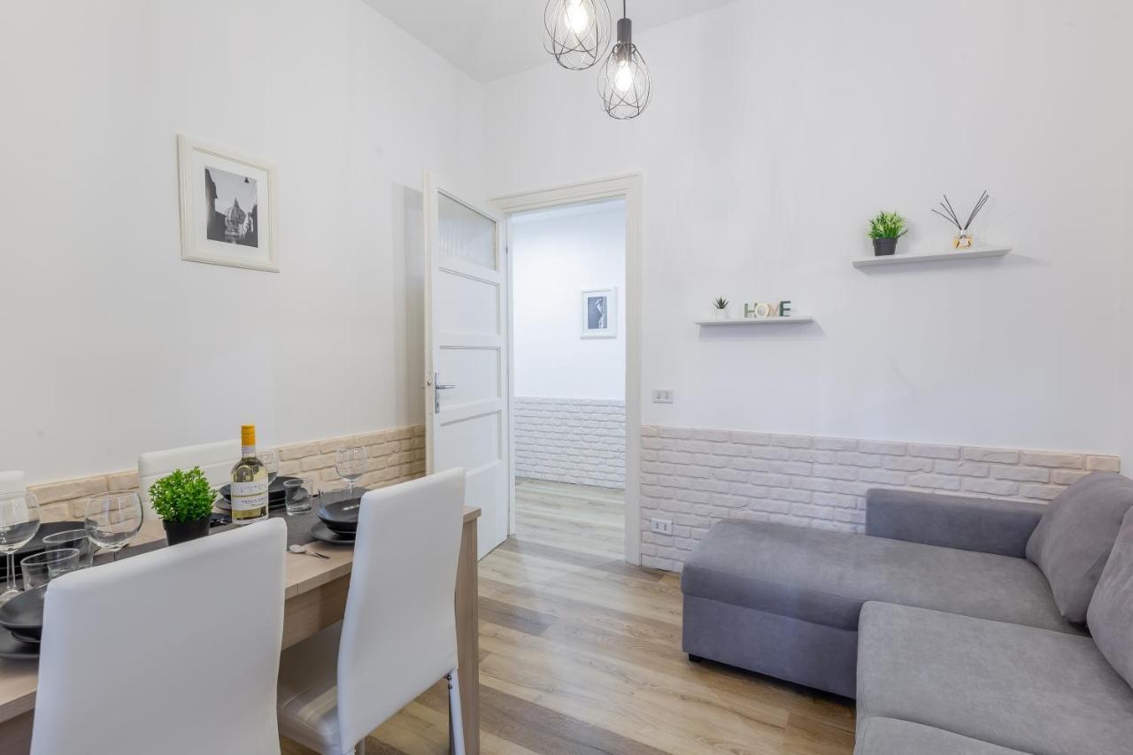 Imperium House - Con Giardino Privato, 3 Minuti Da Metro Piazza Bologna, A-c, Appartamento Roma